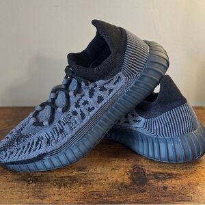 adidas Yeezy 350 V2 CMPCT Slate Onyx